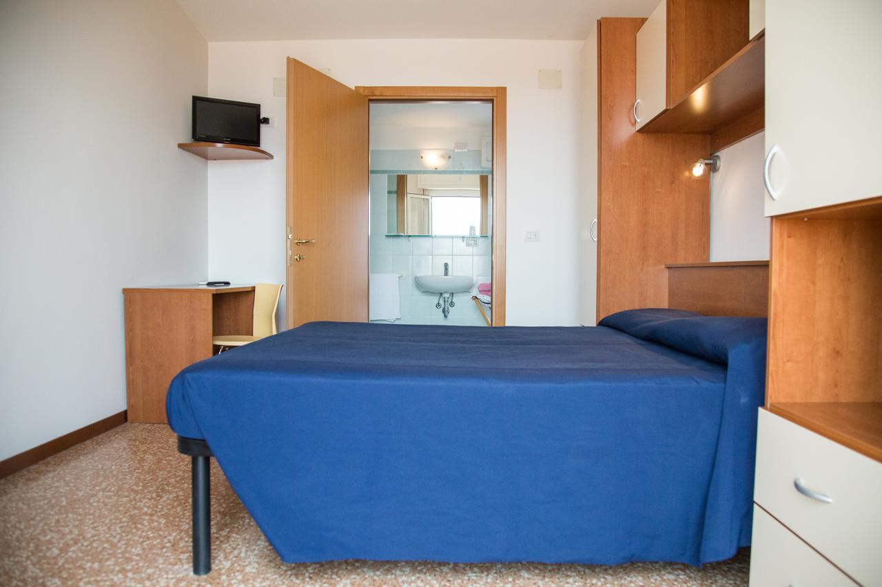 Hotel Turismo Europa Casal Borsetti Exterior photo